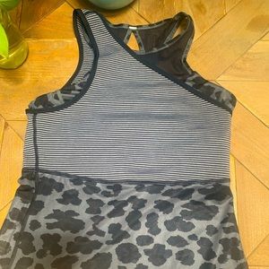 Lululemon two piece work out top set